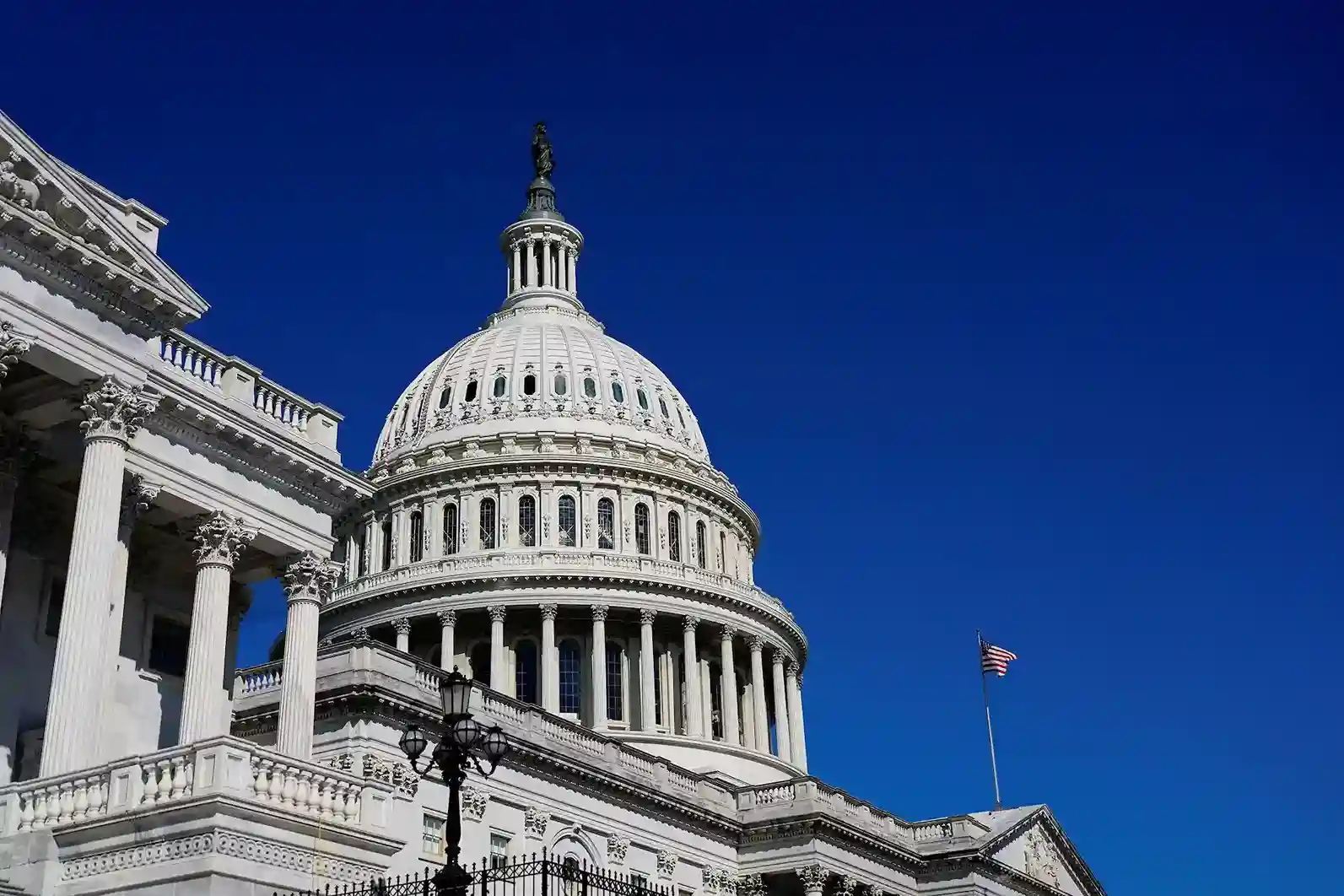 U.S. Capitol dome symbolizing stalled congressional action on SBIR and STTR funding reauthorization