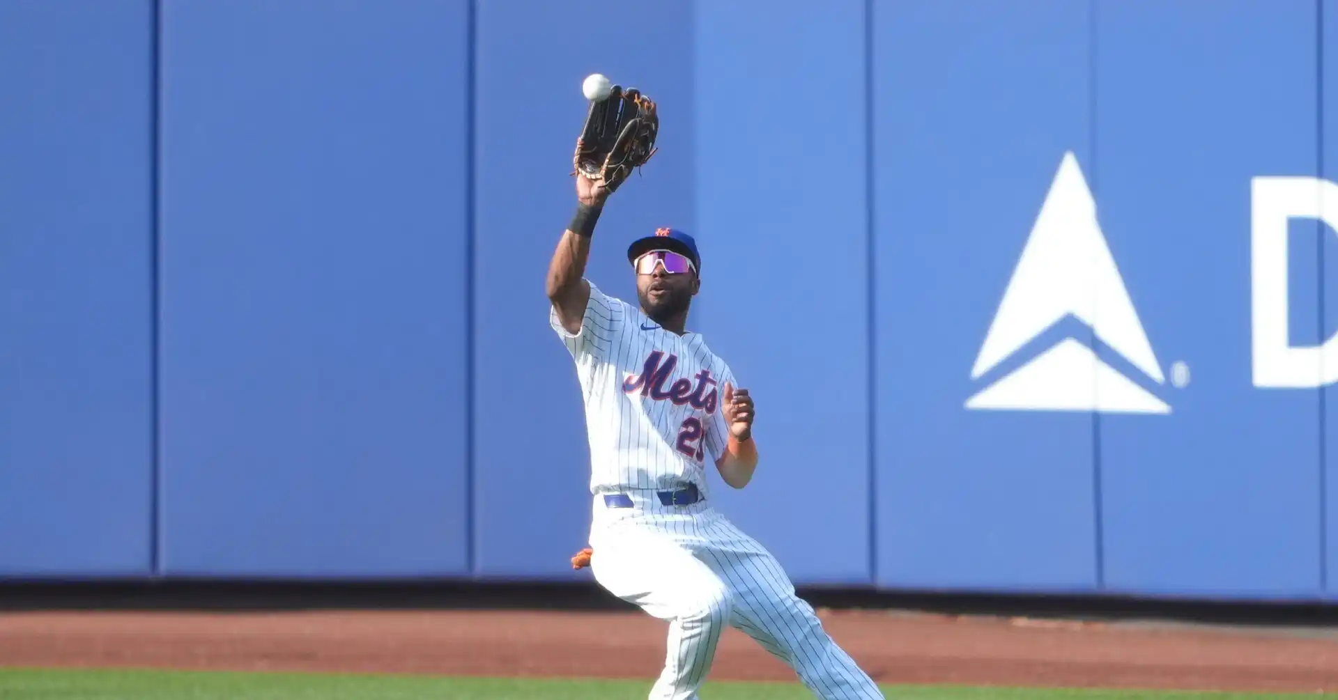 Tampa Bay Rays Sign Cedric Mullins to One-Year Deal